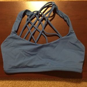 Lululemon free to be bra